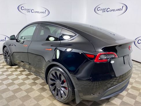 Used 2023 Tesla Model Y Performance AWD/4WD image 4