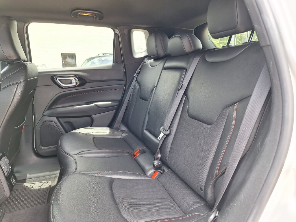 Used 2024 Jeep Compass Trailhawk AWD/4WD image 26