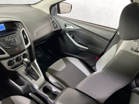 Used 2012 Ford Focus SE FWD image 20