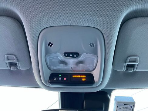 Used 2025 Chevrolet TrailBlazer LT image 15