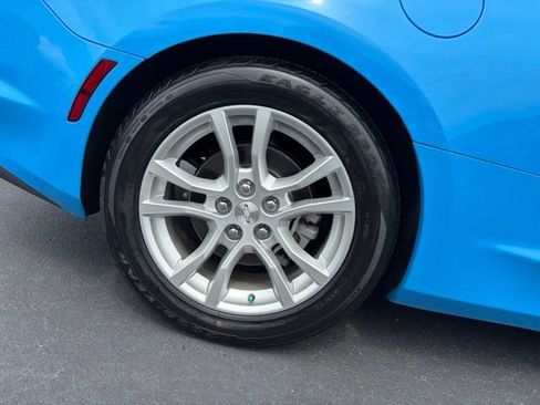 Used 2023 Chevrolet Camaro LS RWD image 7