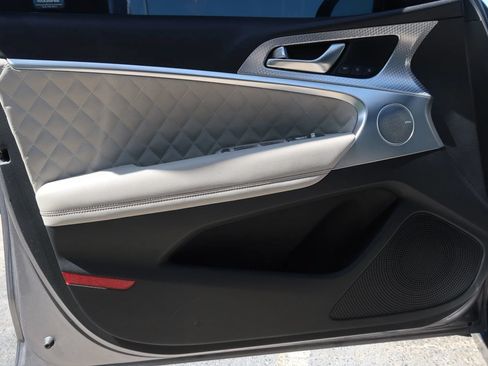 Used 2022 Genesis G70 3.3T RWD image 47