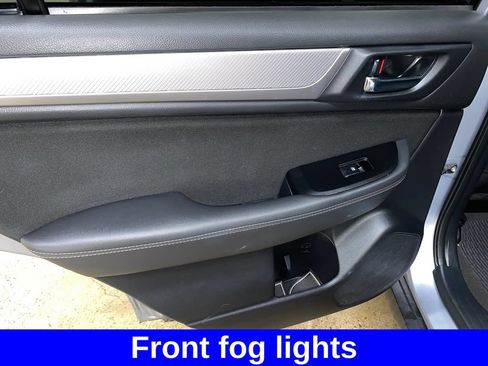 Used 2018 Subaru Outback 2.5i Premium AWD/4WD image 14