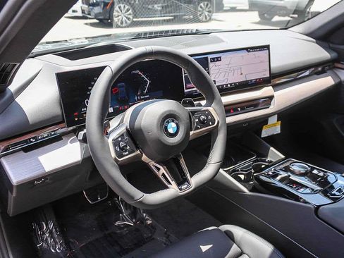 New 2027 BMW 530i RWD image 16