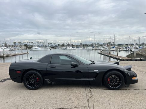 Used 2003 Chevrolet Corvette Z06 w/ Memory Package, 3 Drivers image 18