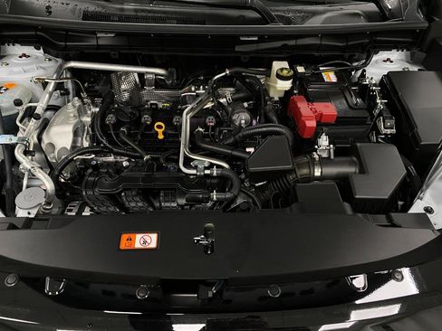 New 2025 Mitsubishi Outlander SE image 11