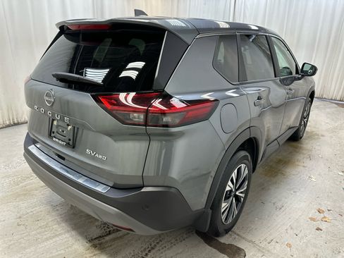 Certified 2023 Nissan Rogue SV image 10