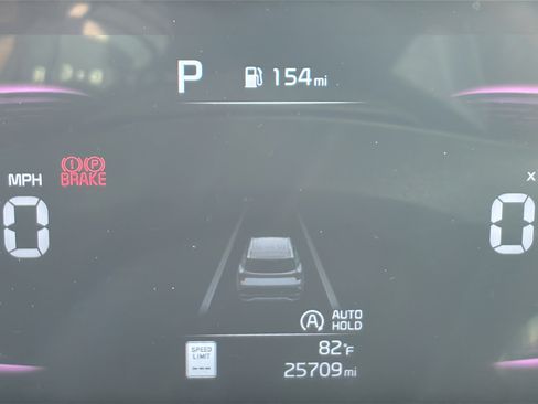 Used 2024 Kia Sportage EX FWD image 35