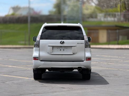 Used 2023 Lexus GX 460 Luxury w/ Off Road Package AWD/4WD image 6