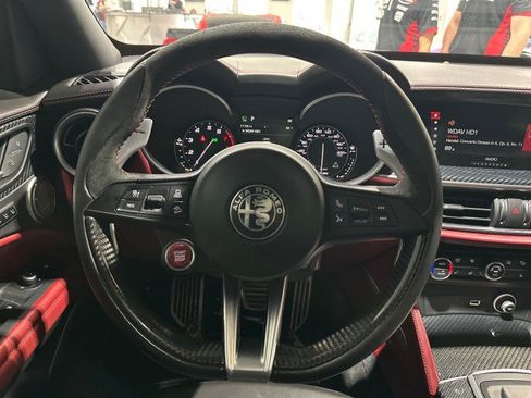 Used 2018 Alfa Romeo Stelvio Quadrifoglio w/ Driver Assist Dynamic Package AWD/4WD image 58