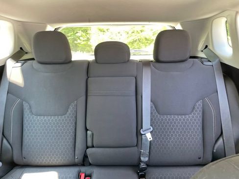 Used 2018 Jeep Compass Sport AWD/4WD image 38