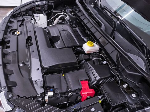 Used 2024 Nissan Pathfinder Platinum w/ Cargo Package image 32