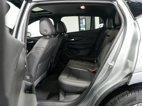 Used 2024 Buick Envista Avenir FWD image 32