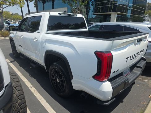 Used 2024 Toyota Tundra Limited AWD/4WD image 5