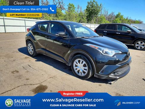 Used 2019 Toyota C-HR LE FWD image 5