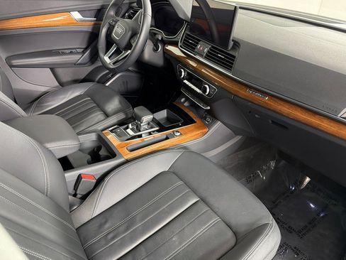 Used 2023 Audi Q5 2.0T Premium Plus w/ Premium Plus Package AWD/4WD image 14