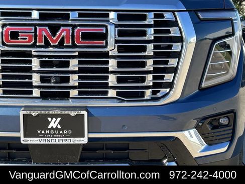 New 2026 GMC Yukon XL Denali w/ Denali Reserve Package AWD/4WD image 8
