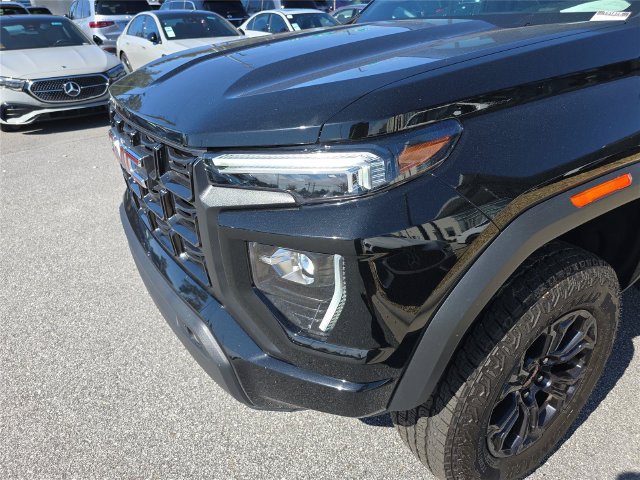 Used 2025 GMC Canyon Elevation w/ Convenience Package RWD image 9