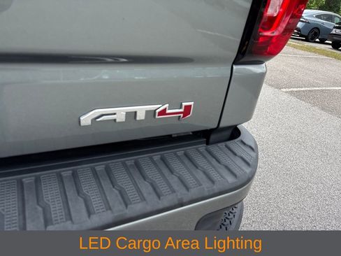 Used 2023 GMC Sierra 1500 AT4 w/ AT4 Premium Package AWD/4WD image 32