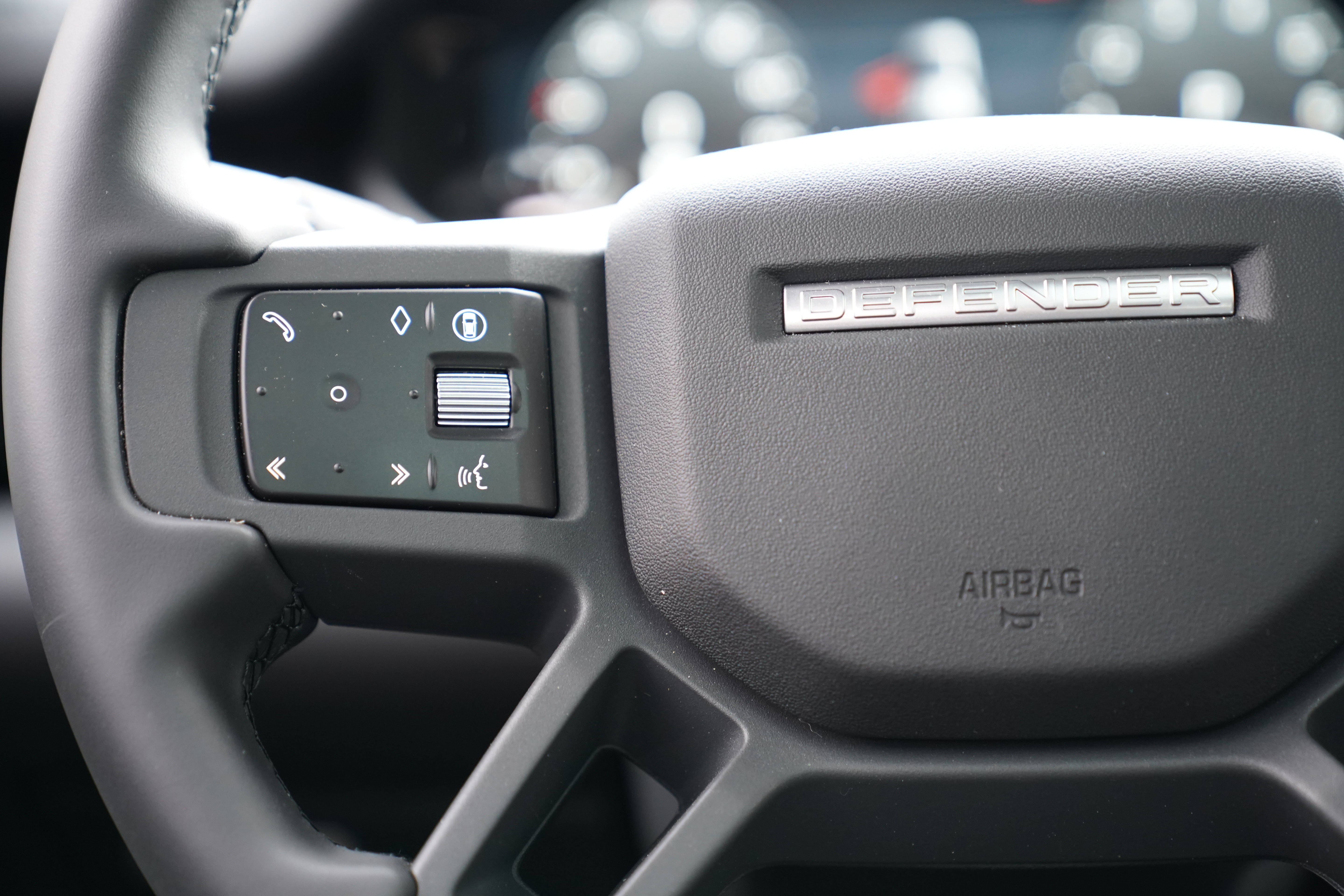 Used 2026 Land Rover Defender 110 S AWD/4WD image 18