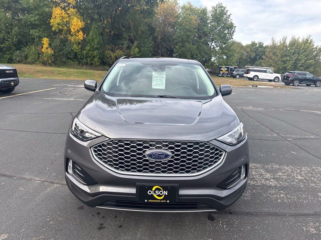 Used 2024 Ford Edge SEL w/ Convenience Package AWD/4WD image 2