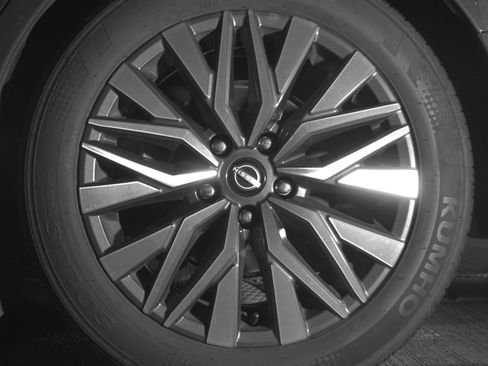 Used 2025 Nissan Altima 2.5 SV image 14