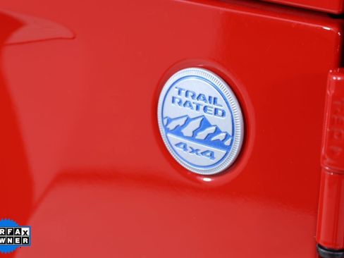 Used 2022 Jeep Wrangler Unlimited Sahara w/ Cold Weather Group image 27