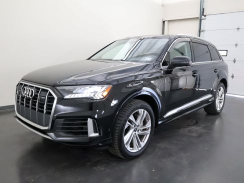 Used 2023 Audi Q7 3.0T Premium Plus w/ Premium Plus Package AWD/4WD image 7