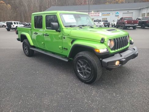 New 2026 Jeep Gladiator Sport AWD/4WD image 7