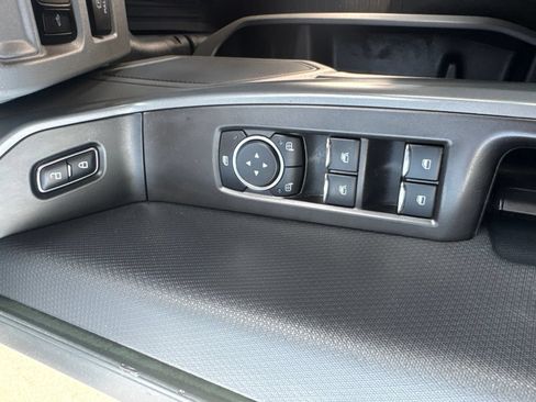 Used 2023 Ford F150 XLT AWD/4WD image 17