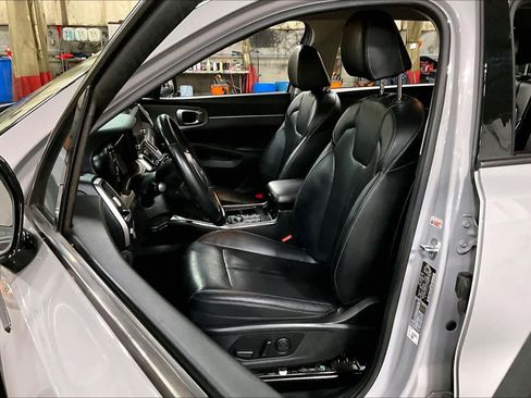 Used 2022 Kia Sorento S image 7