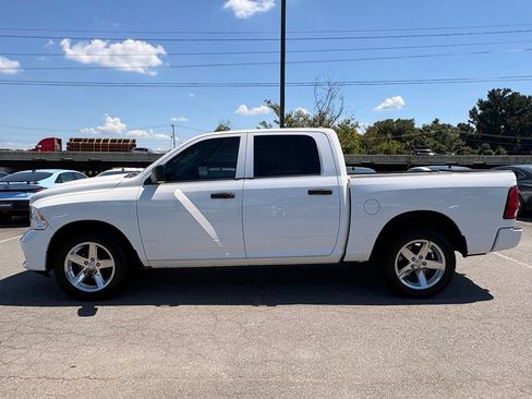 Used 2015 RAM 1500 Express RWD image 4