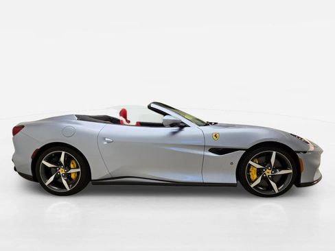 Used 2023 Ferrari Portofino M RWD image 6