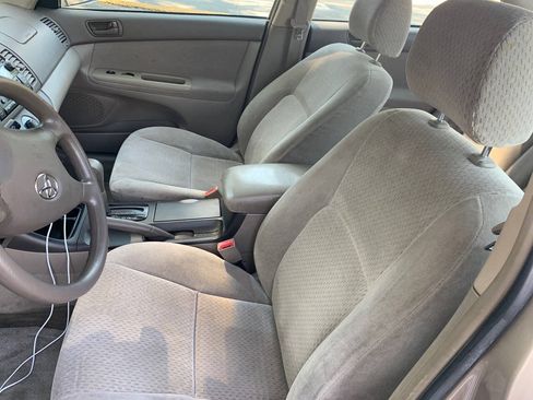 Used 2003 Toyota Camry LE FWD image 9