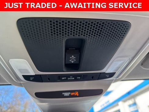 Used 2026 Honda HR-V EX-L image 15