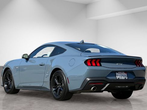 Used 2024 Ford Mustang GT RWD image 4