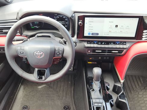 Used 2025 Toyota Camry XSE w/ Premium Plus Package FWD image 32