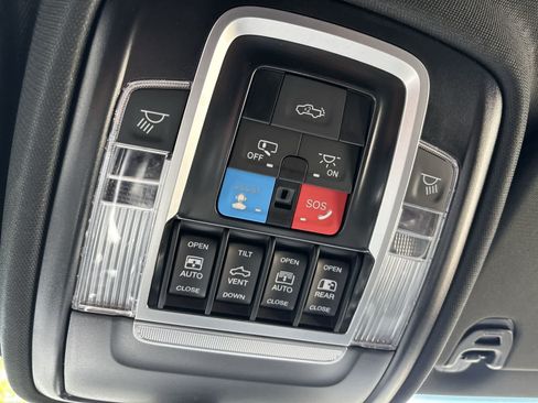 New 2026 RAM 1500 Laramie w/ Night Edition AWD/4WD image 28