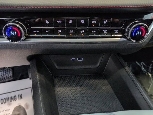 New 2026 Chevrolet Equinox RS image 25