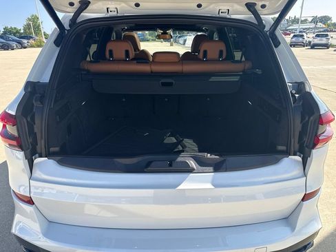 Used 2023 BMW X5 xDrive40i w/ M Sport Package AWD/4WD image 19