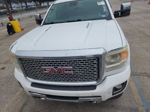 Used 2016 GMC Sierra 2500 Denali w/ Duramax Plus Package image 16