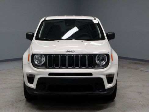 Used 2023 Jeep Renegade Latitude image 7