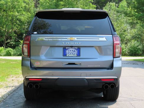 Used 2022 Chevrolet Tahoe Premier AWD/4WD image 16