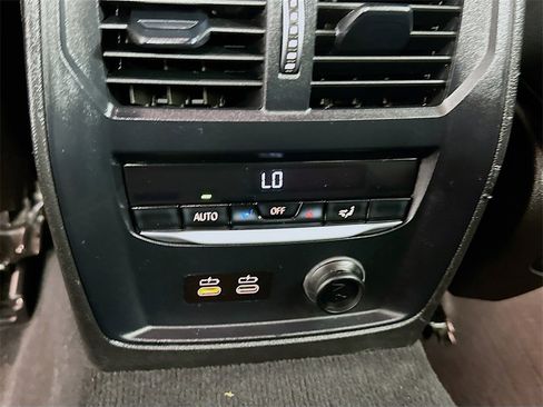 Used 2020 BMW 330i xDrive Sedan w/ Convenience Package image 26