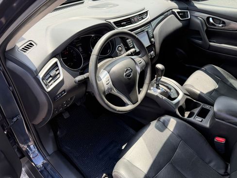 Used 2016 Nissan Rogue SL w/ SL Premium Package AWD/4WD image 4