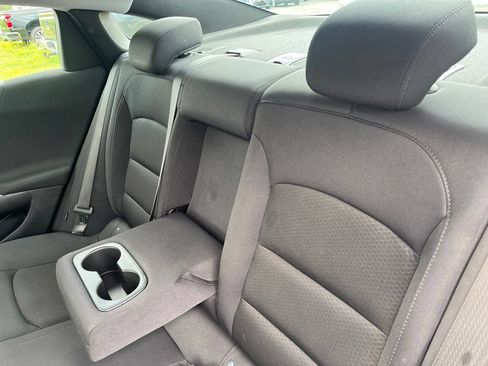 Used 2025 Chevrolet Malibu LT FWD image 26