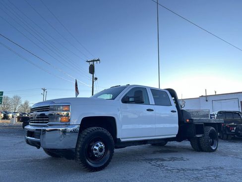 Used 2017 Chevrolet Silverado 3500 W/T image 1