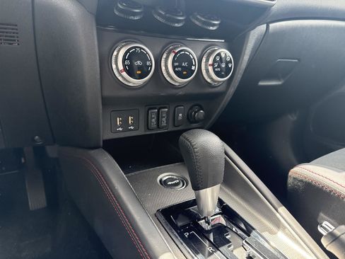 Used 2025 Mitsubishi Outlander Sport AWD image 20