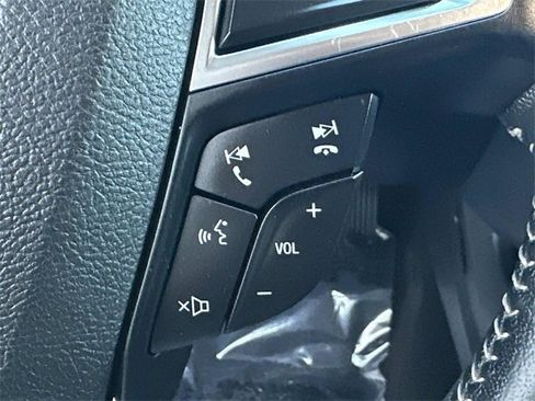 Used 2019 Ford Fusion SE w/ Equipment Group 151A image 17