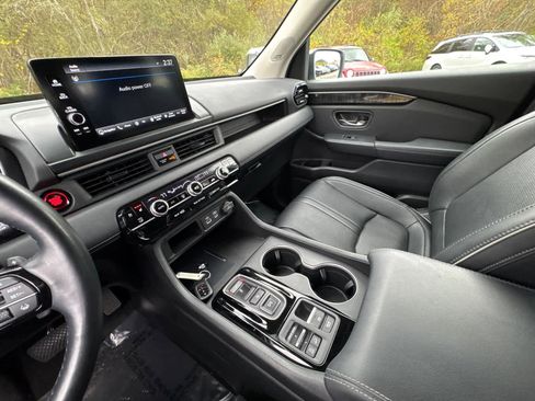 Certified 2023 Honda Pilot Elite image 27